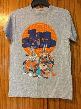Space Jam t shirt size small